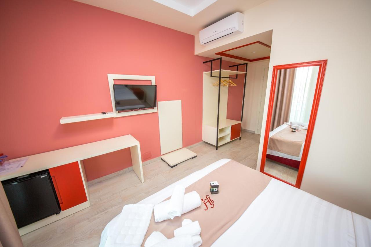 Laid Hotel Vlorë Exteriér fotografie