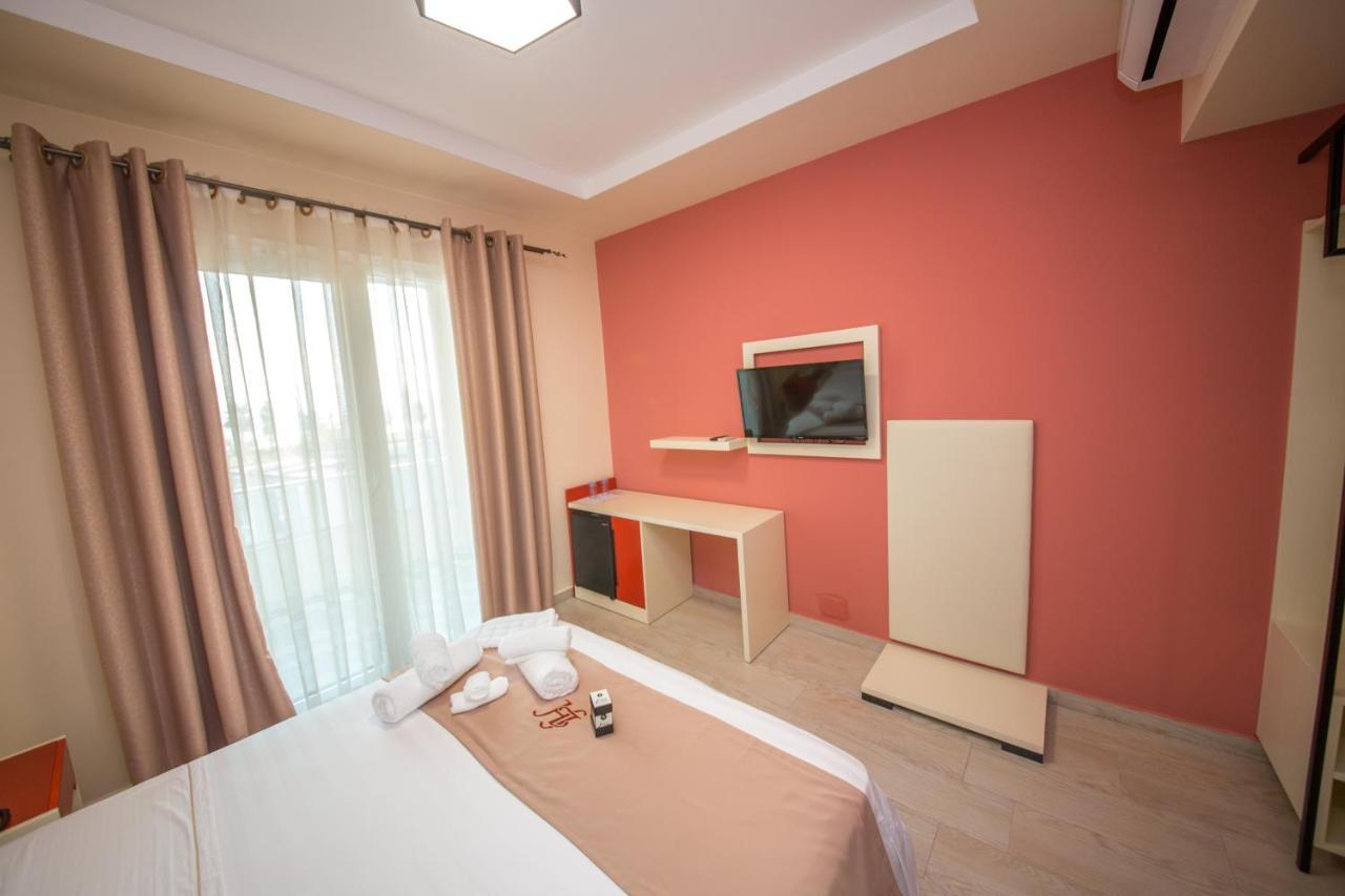 Laid Hotel Vlorë Exteriér fotografie